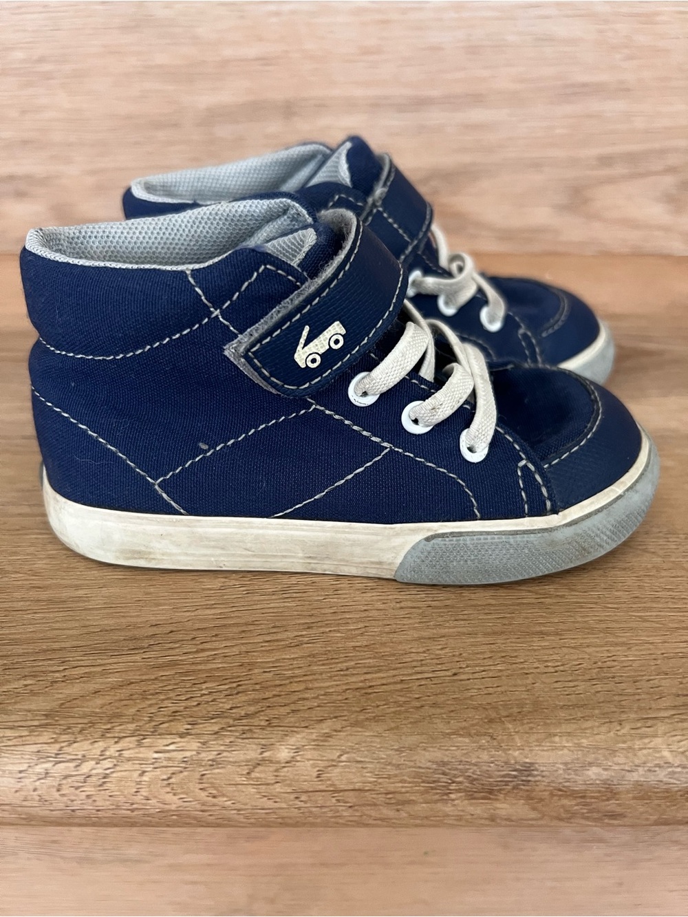See Kai Run Navy High-Top Sneakers with White Laces